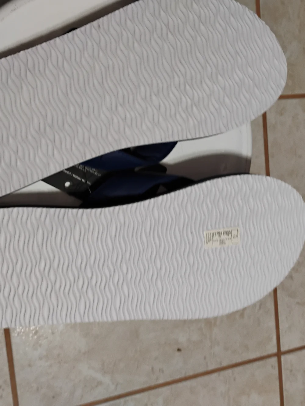 Hurley Men’s Navy and Pink Floral Flip Flops